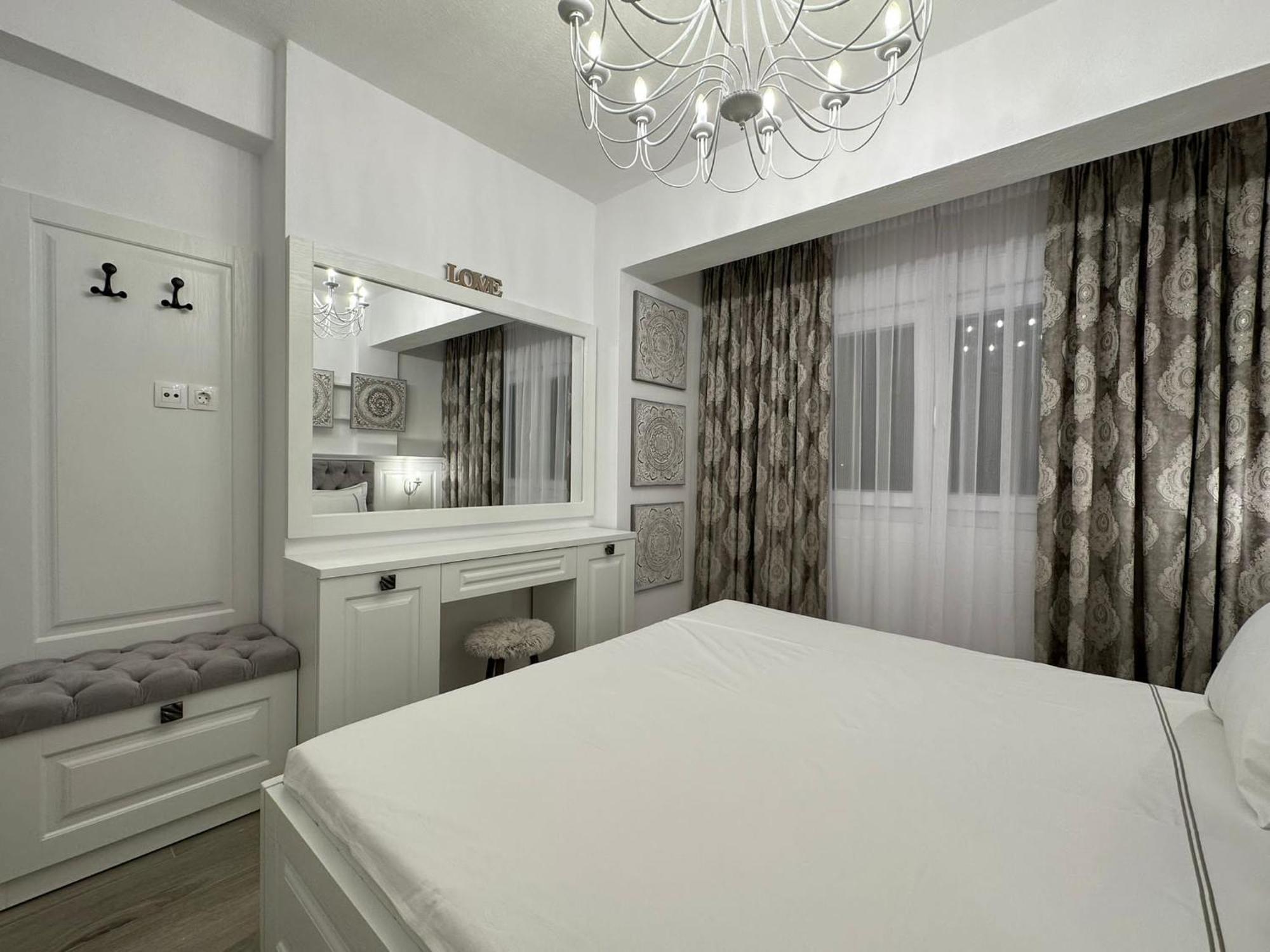 Royal Apartments - Nikiti ภายนอก รูปภาพ