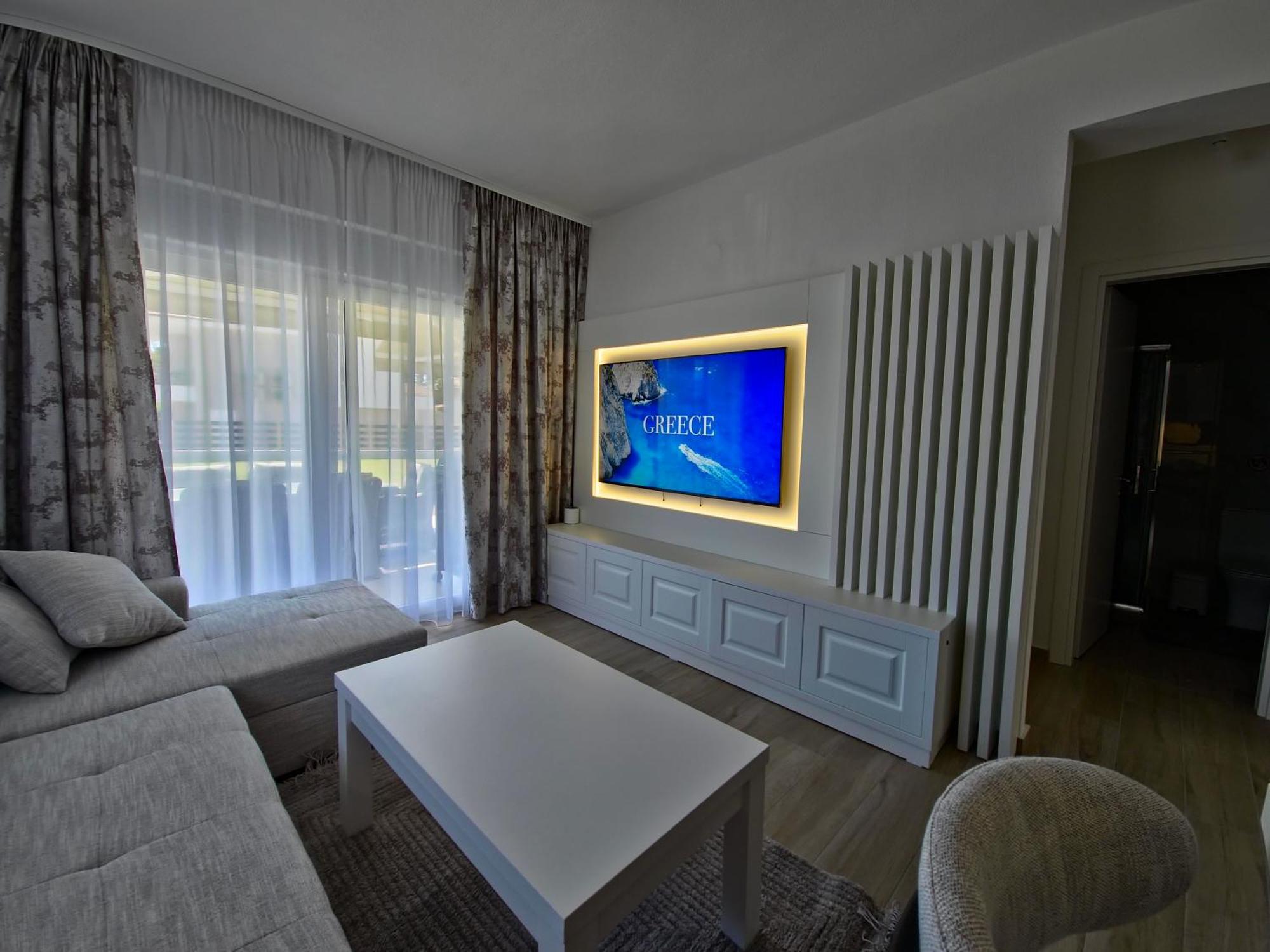 Royal Apartments - Nikiti ภายนอก รูปภาพ